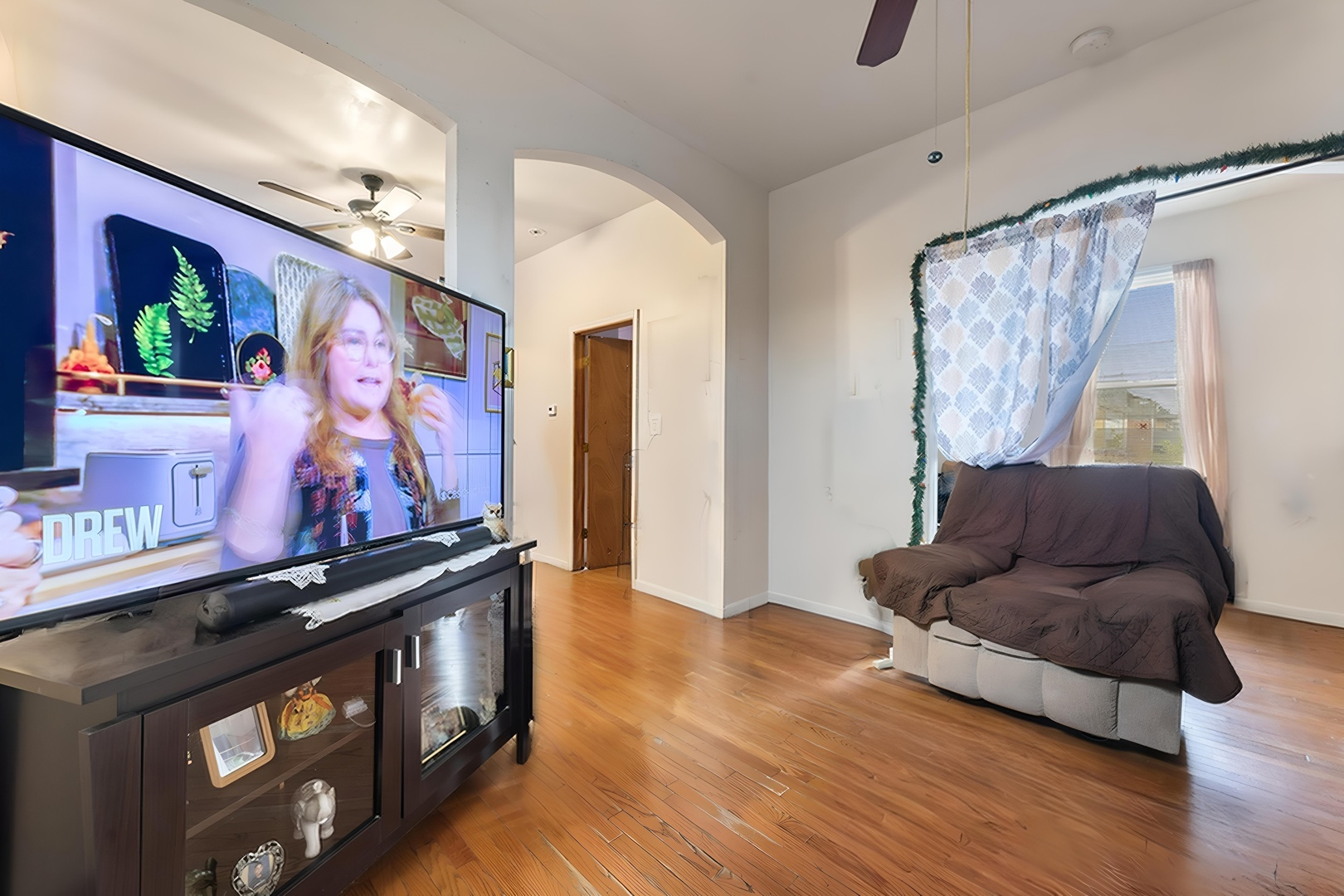 1948 Indianapolis Boulevard, Whiting, IN 46394