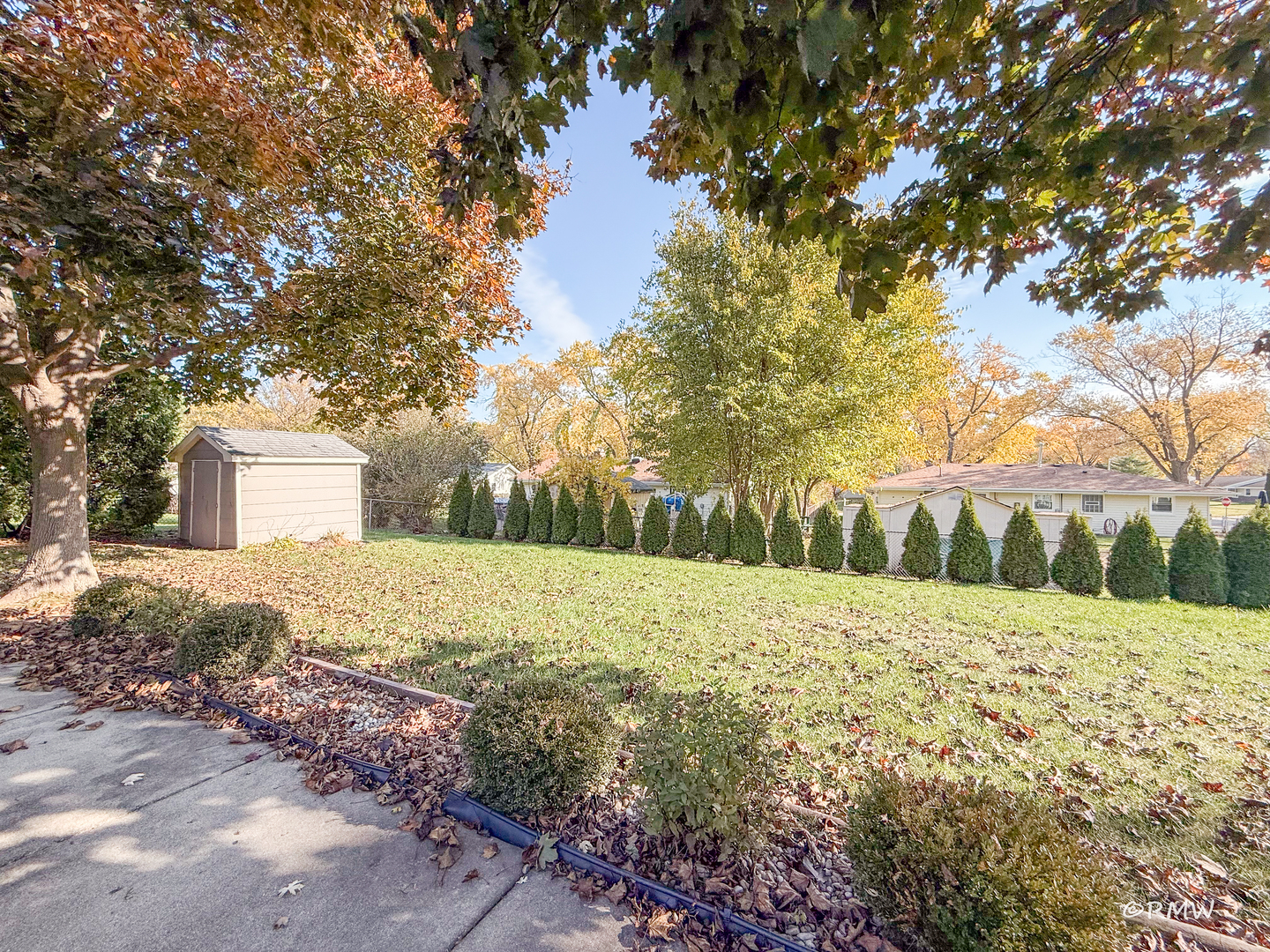 1904 Winston Lane, Schaumburg, IL 60193