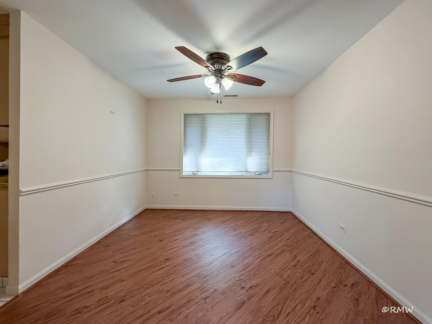 1904 Winston Lane, Schaumburg, IL 60193