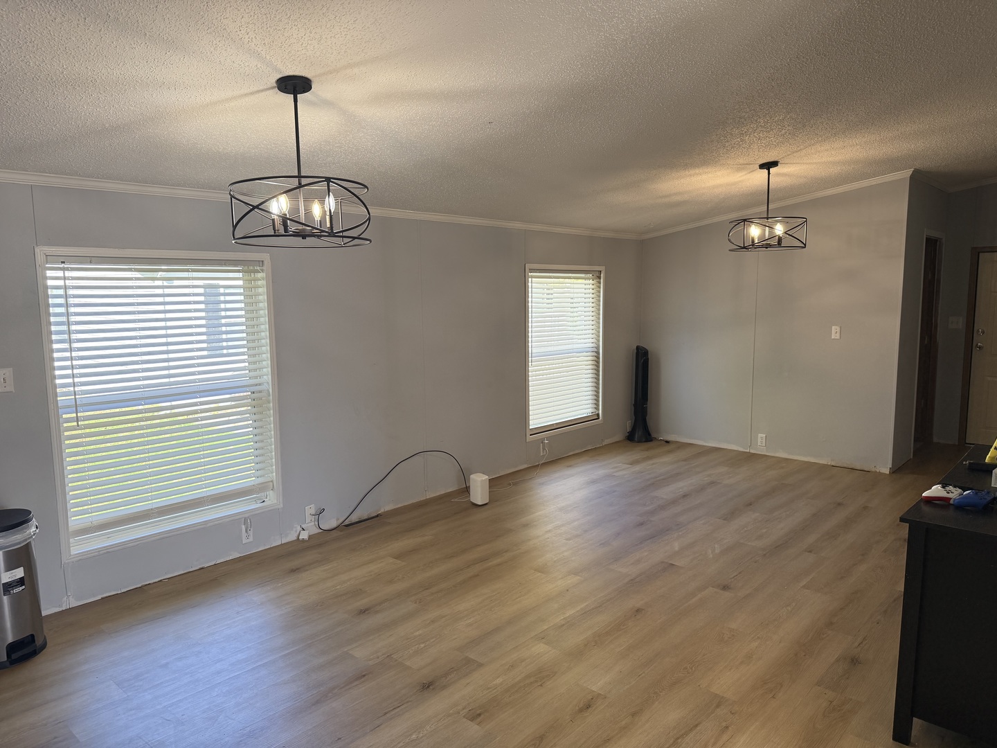 409 E Wood Lane, Belvidere, IL 61008