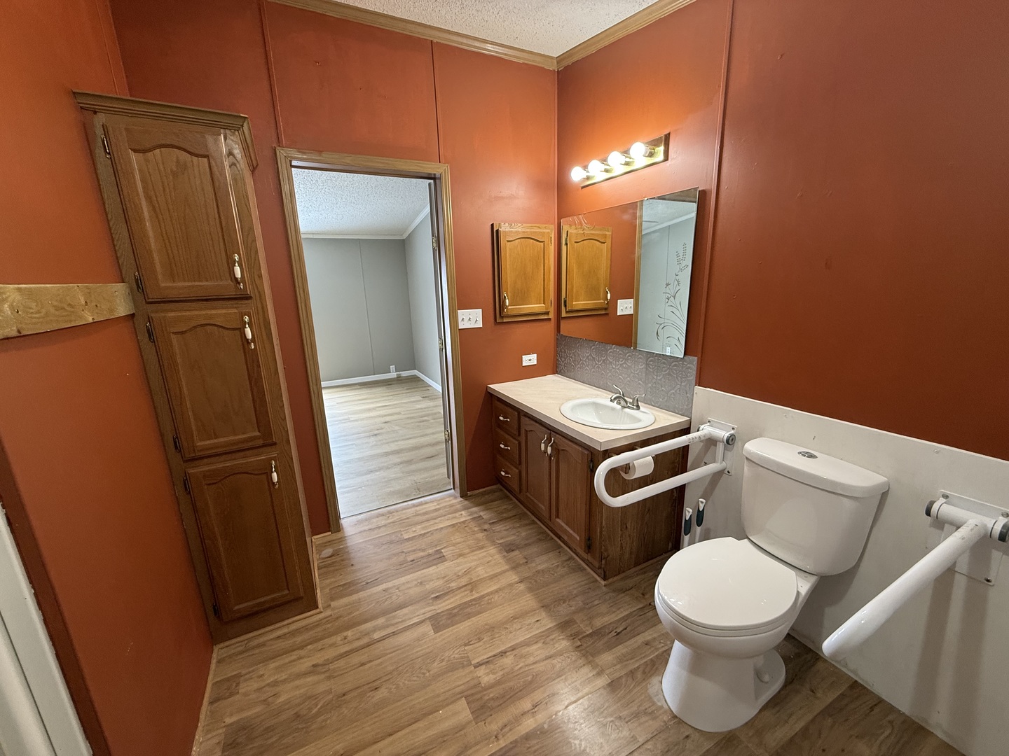 409 E Wood Lane, Belvidere, IL 61008