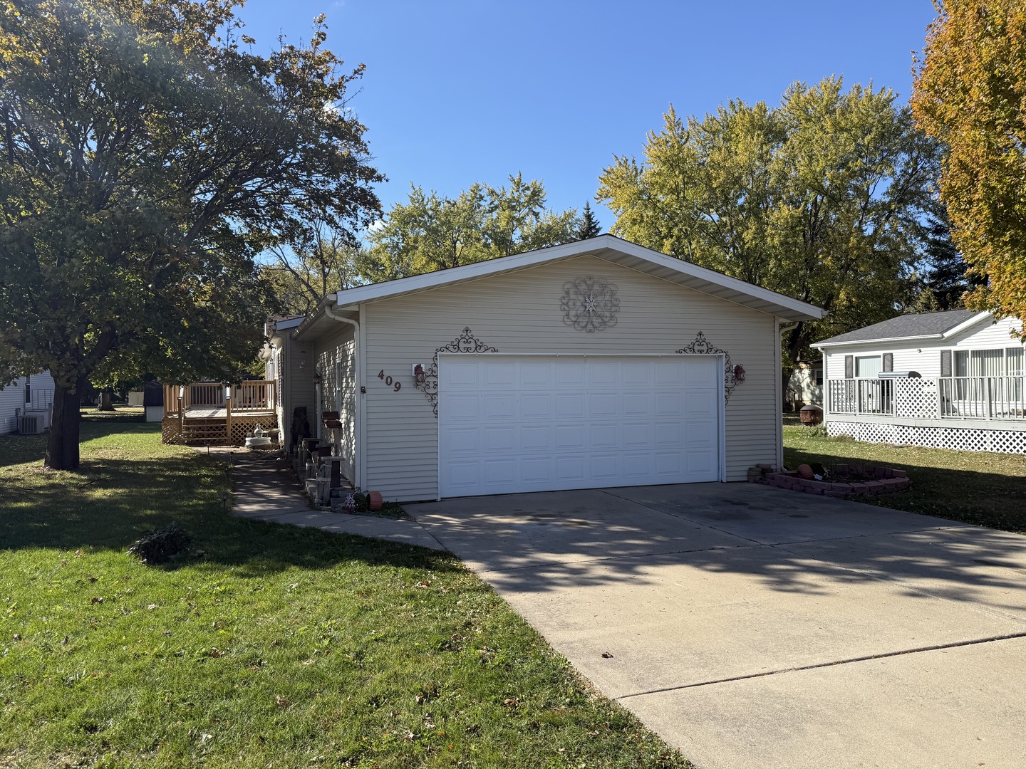 409 E Wood Lane, Belvidere, IL 61008