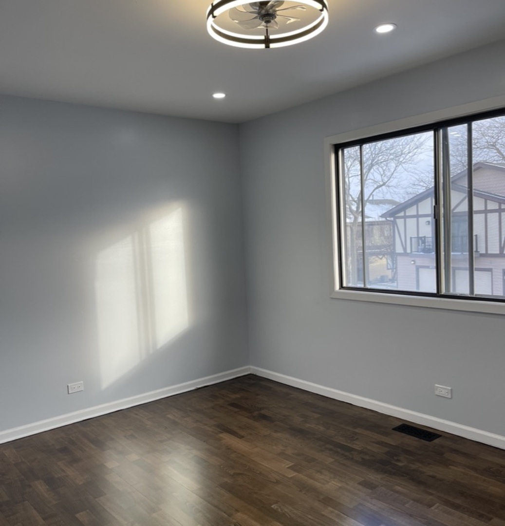 1475 Sacramento Drive, Hanover Park, IL 60133