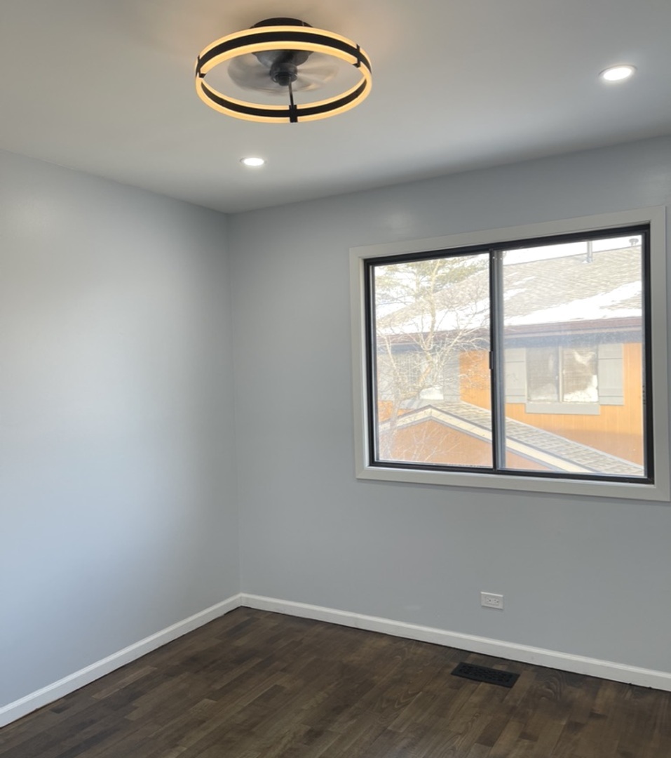 1475 Sacramento Drive, Hanover Park, IL 60133