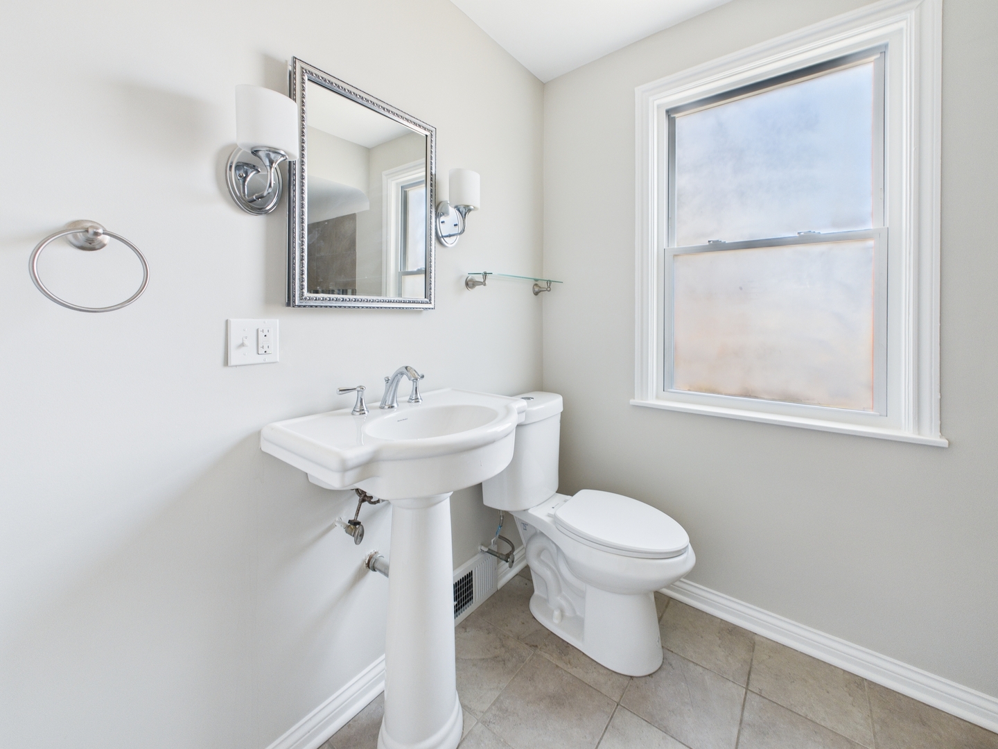 5333 W Quincy Street, Chicago, IL 60644