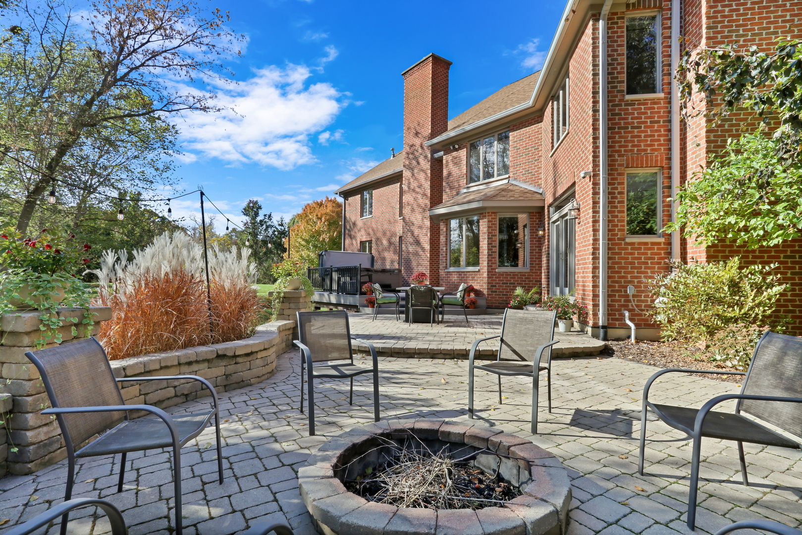 39716 Orchard Bluff Lane, Wadsworth, IL 60083