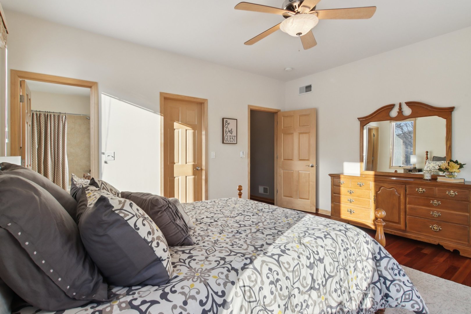 39716 Orchard Bluff Lane, Wadsworth, IL 60083