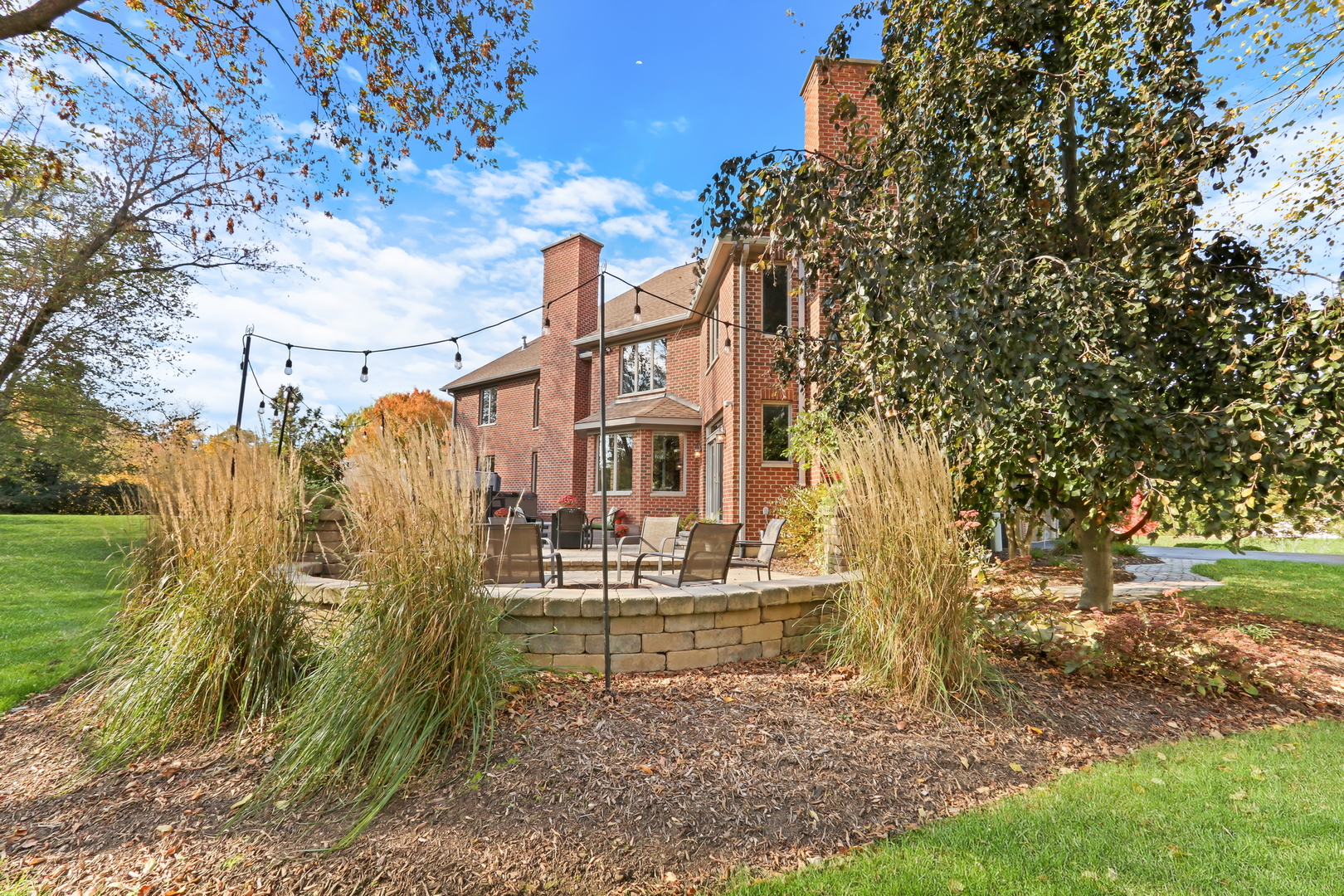 39716 Orchard Bluff Lane, Wadsworth, IL 60083