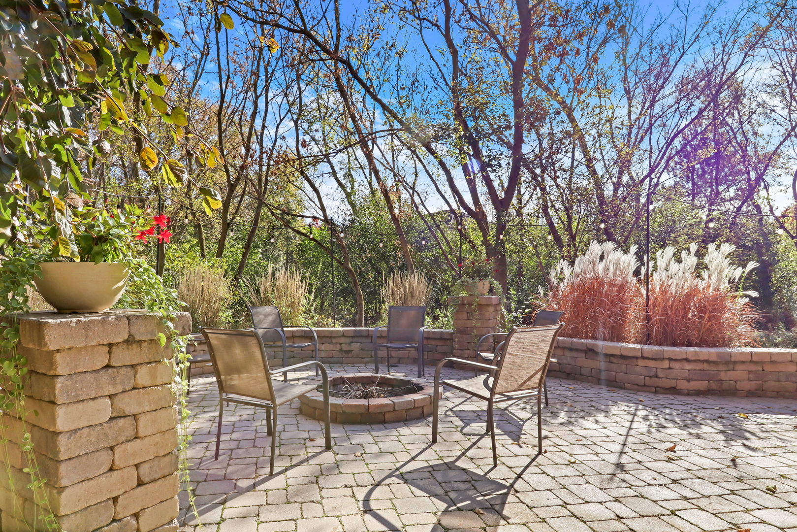 39716 Orchard Bluff Lane, Wadsworth, IL 60083