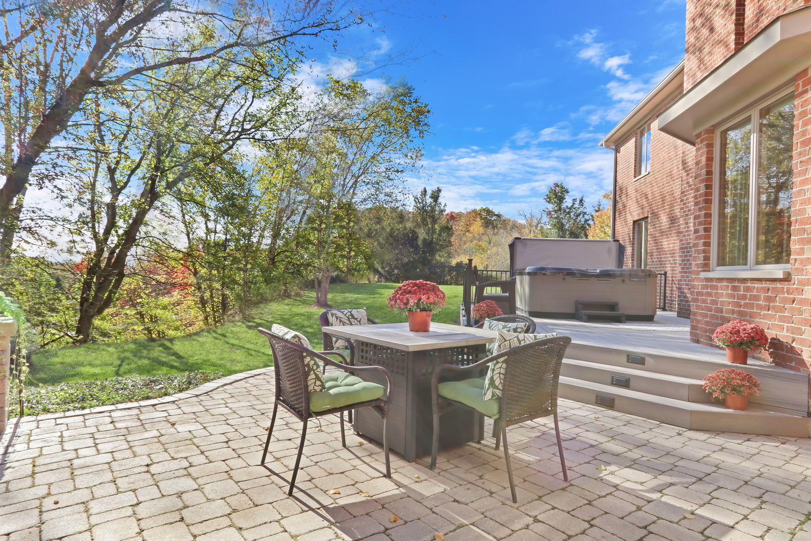 39716 Orchard Bluff Lane, Wadsworth, IL 60083