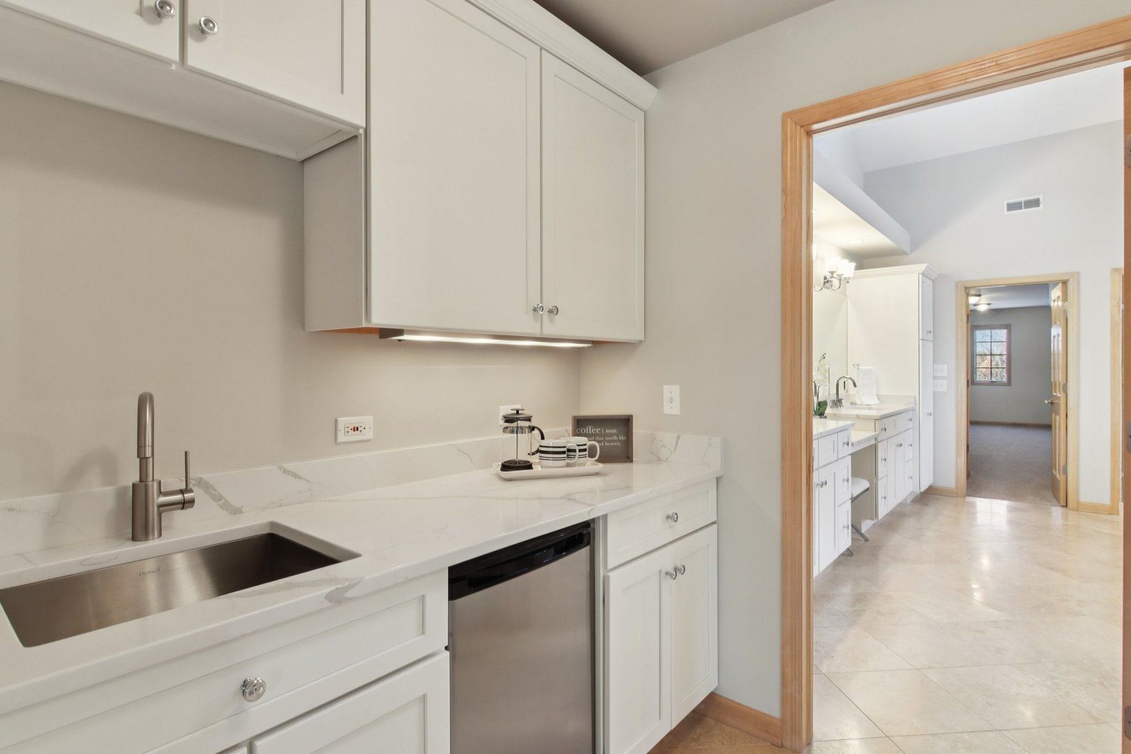 39716 Orchard Bluff Lane, Wadsworth, IL 60083