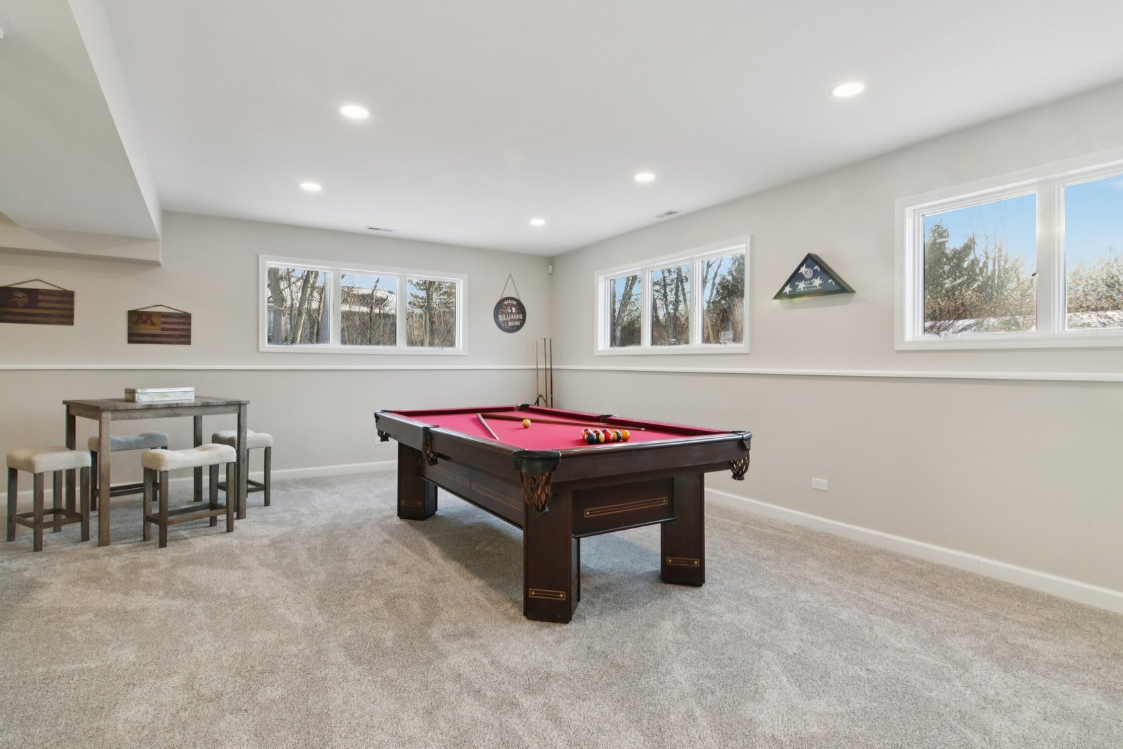 39716 Orchard Bluff Lane, Wadsworth, IL 60083