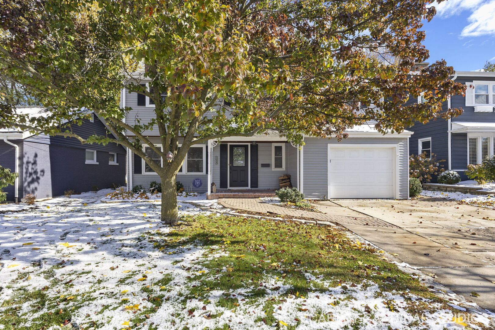 153 N Park Boulevard, Glen Ellyn, IL 60137