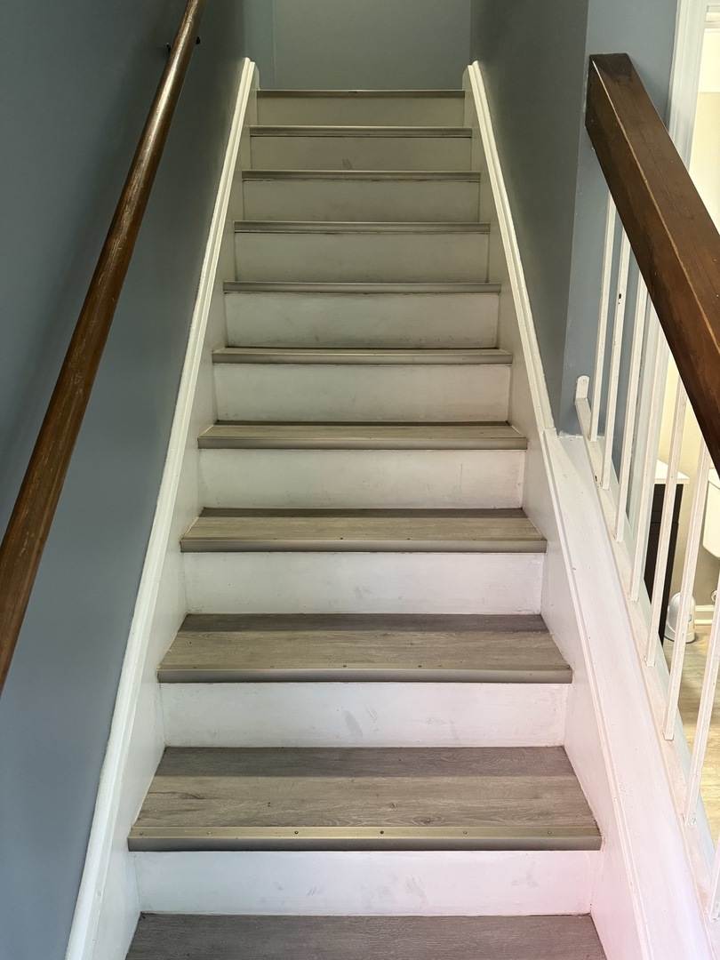 1319 Kingsbury Drive #2, Hanover Park, IL 60133