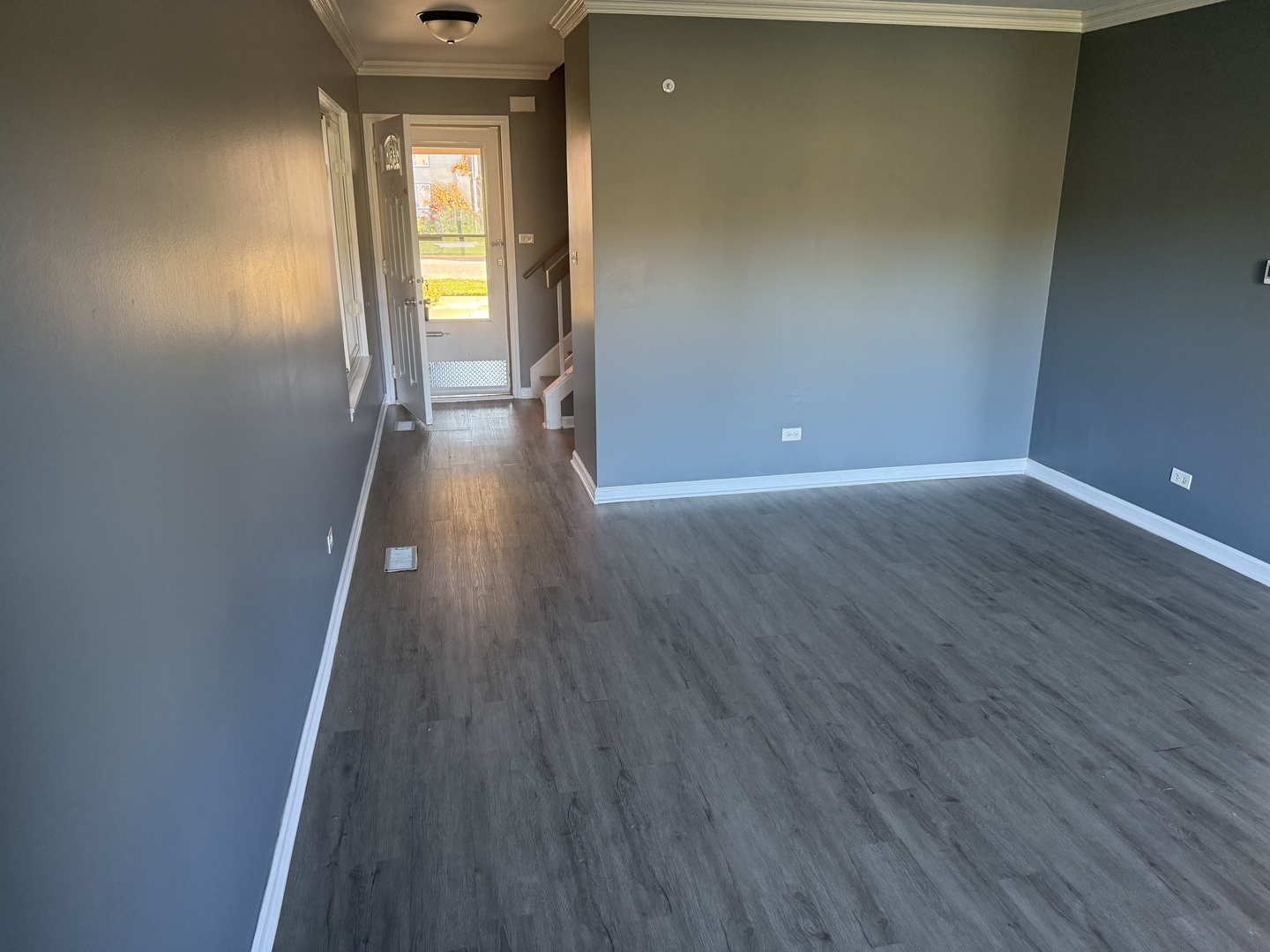 1319 Kingsbury Drive #2, Hanover Park, IL 60133