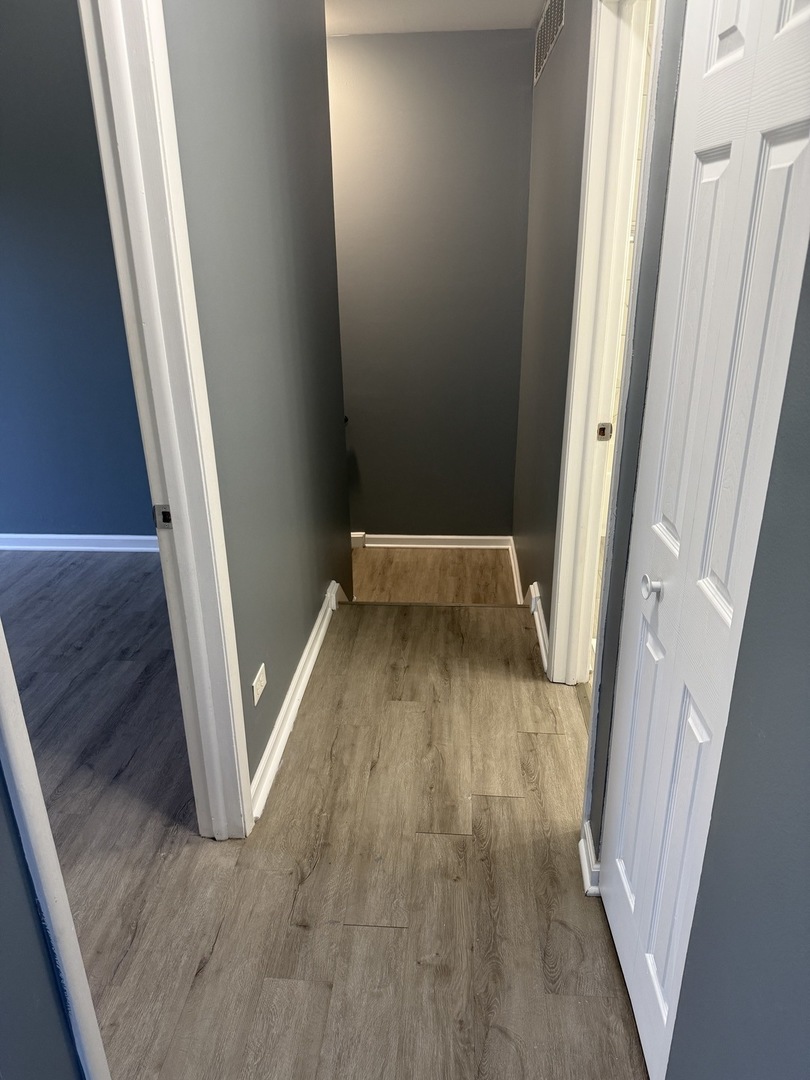 1319 Kingsbury Drive #2, Hanover Park, IL 60133