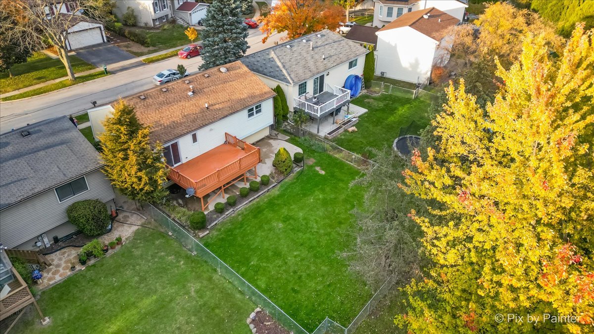 1125 Darby Lane, Roselle, IL 60172