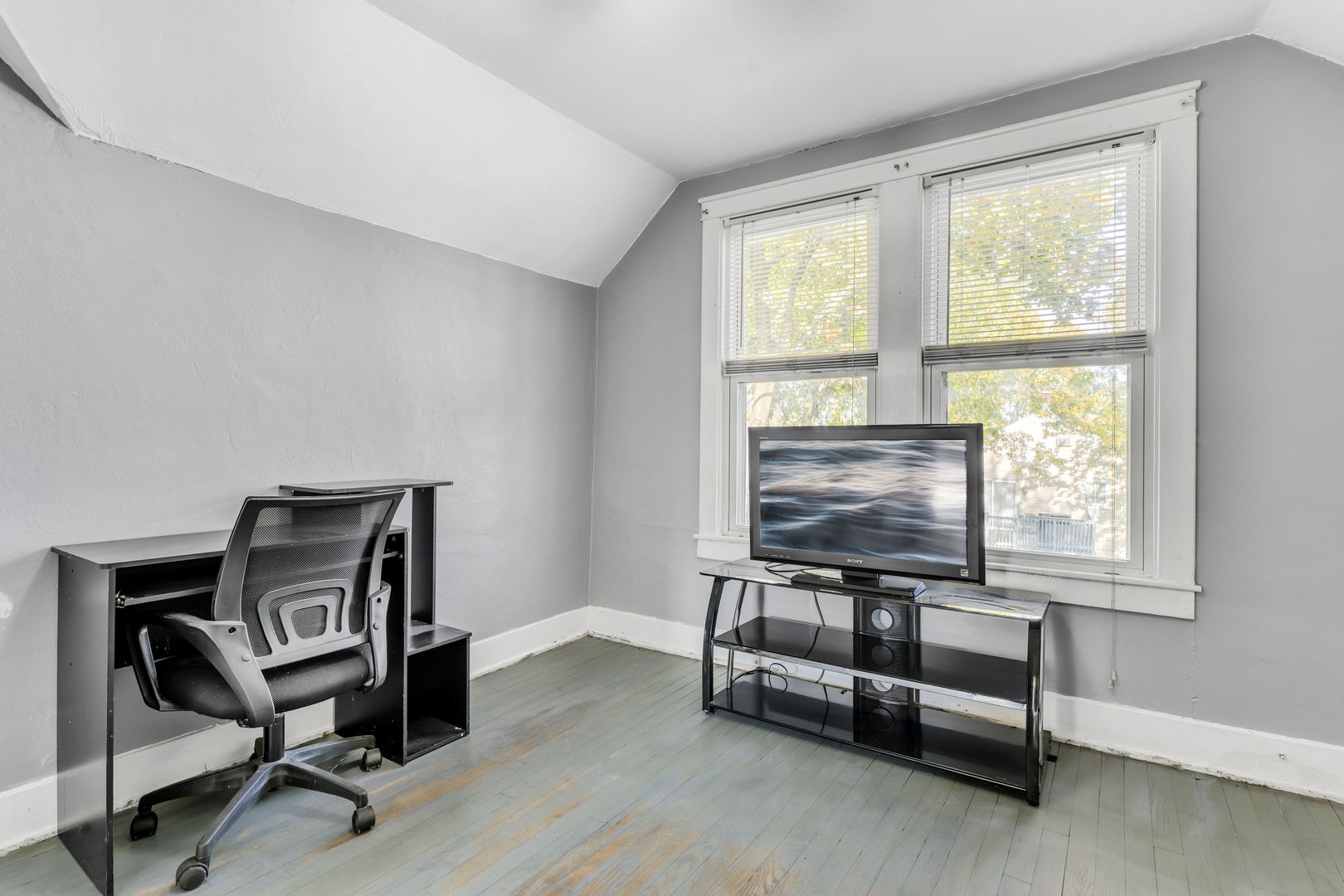 5402 S 73rd Avenue, Summit, IL 60501