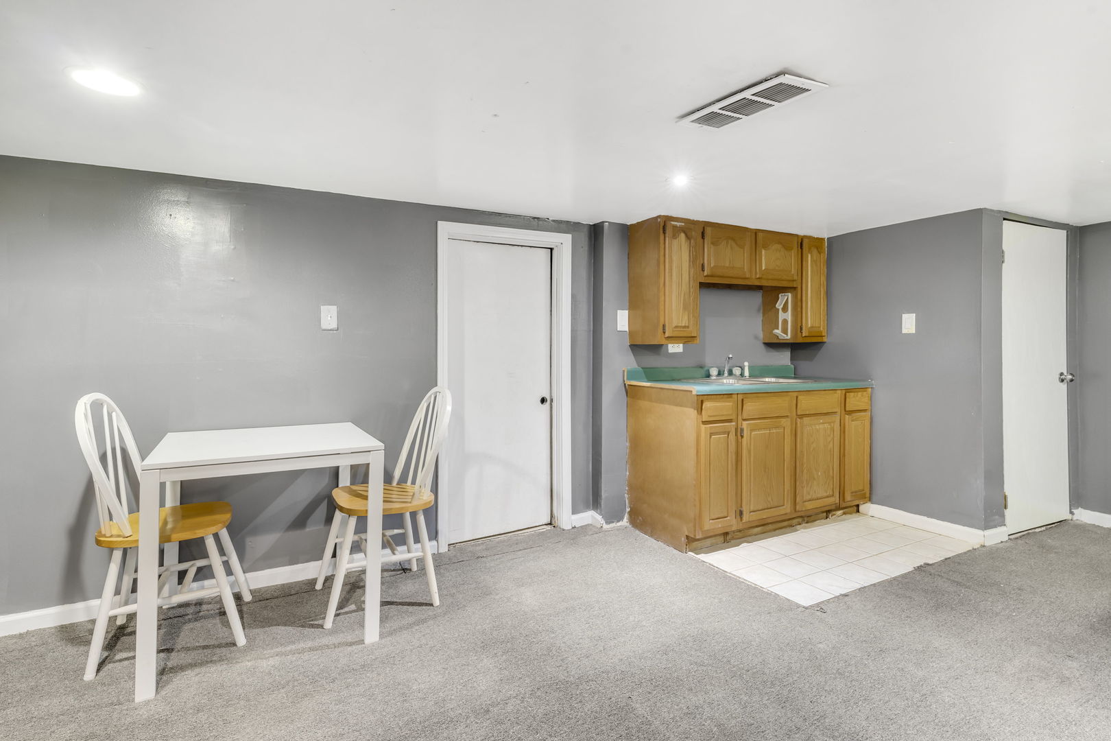 5402 S 73rd Avenue, Summit, IL 60501