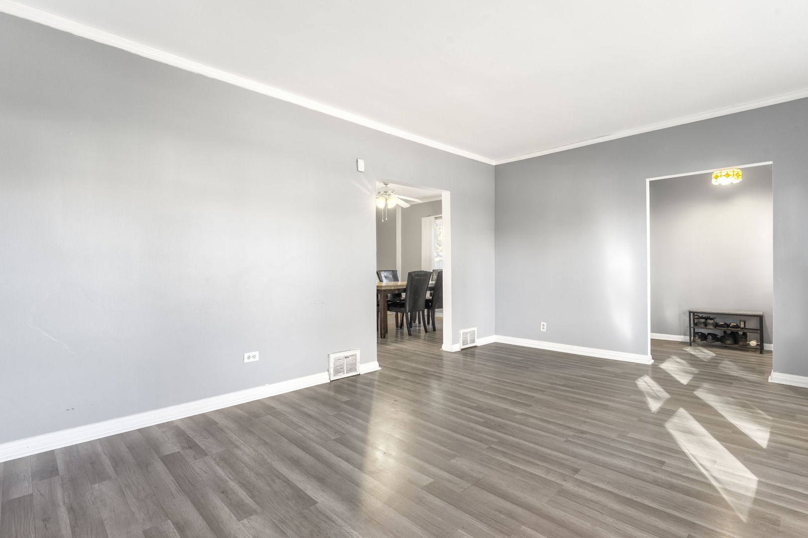 5402 S 73rd Avenue, Summit, IL 60501