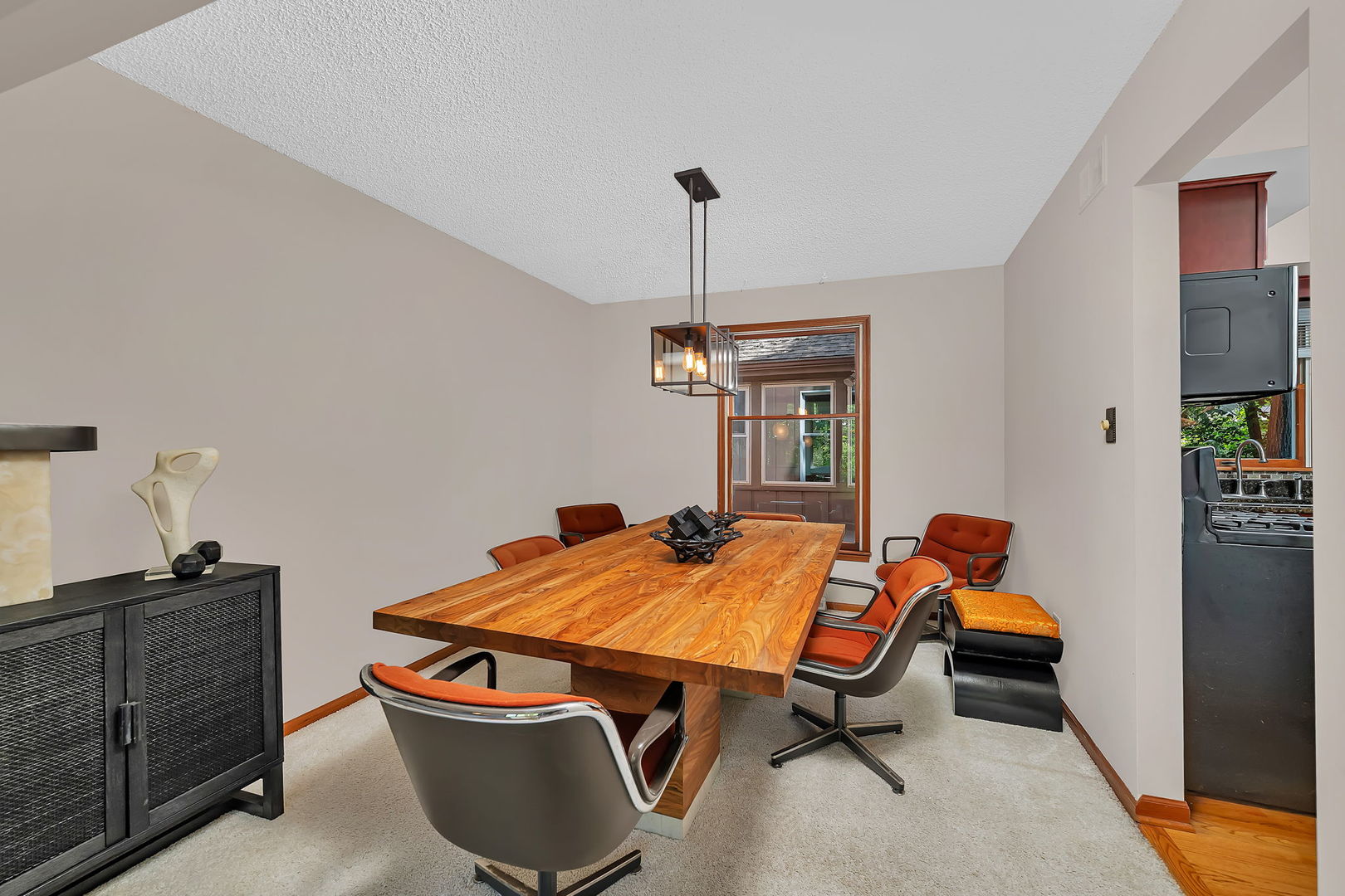 1007 Windsor Drive, Shorewood, IL 60404