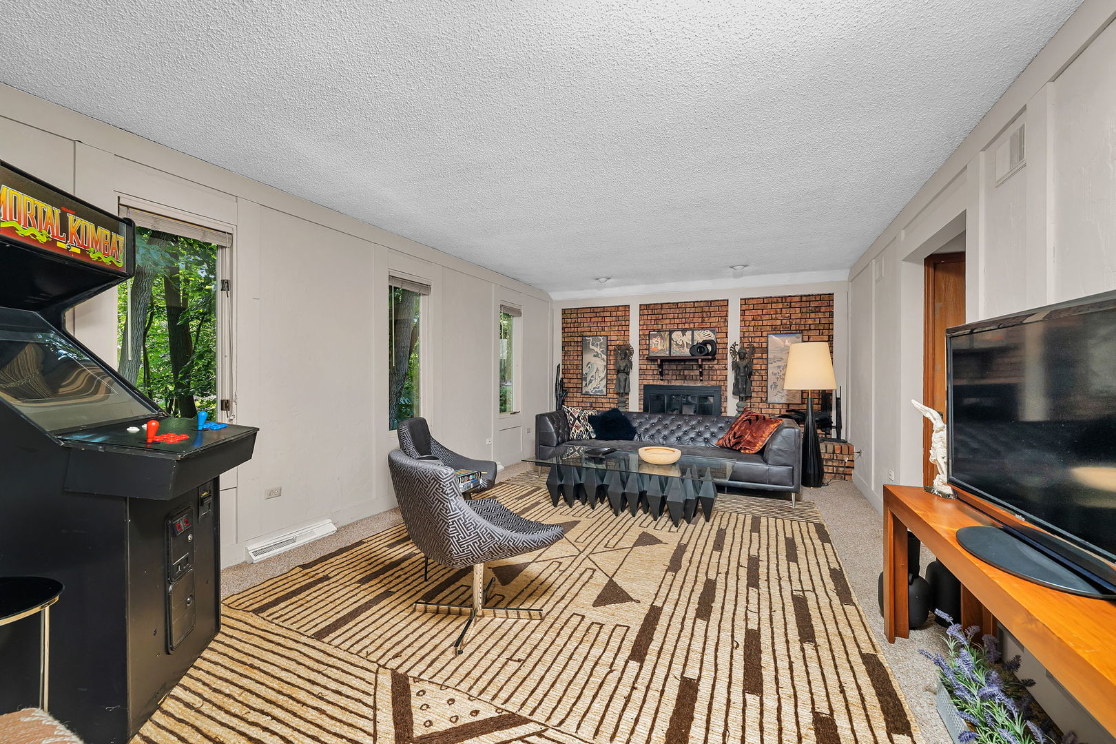 1007 Windsor Drive, Shorewood, IL 60404