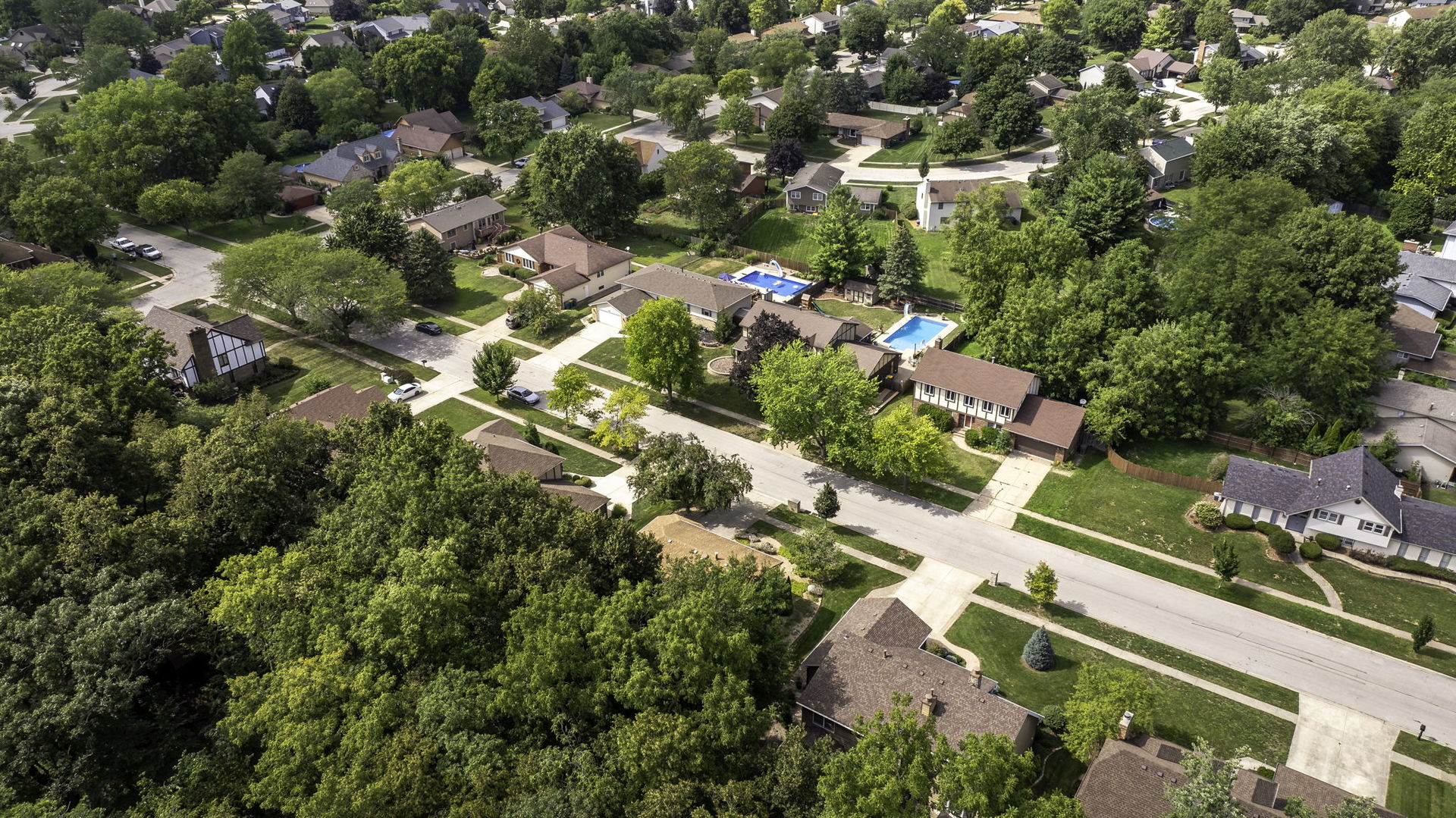 1007 Windsor Drive, Shorewood, IL 60404