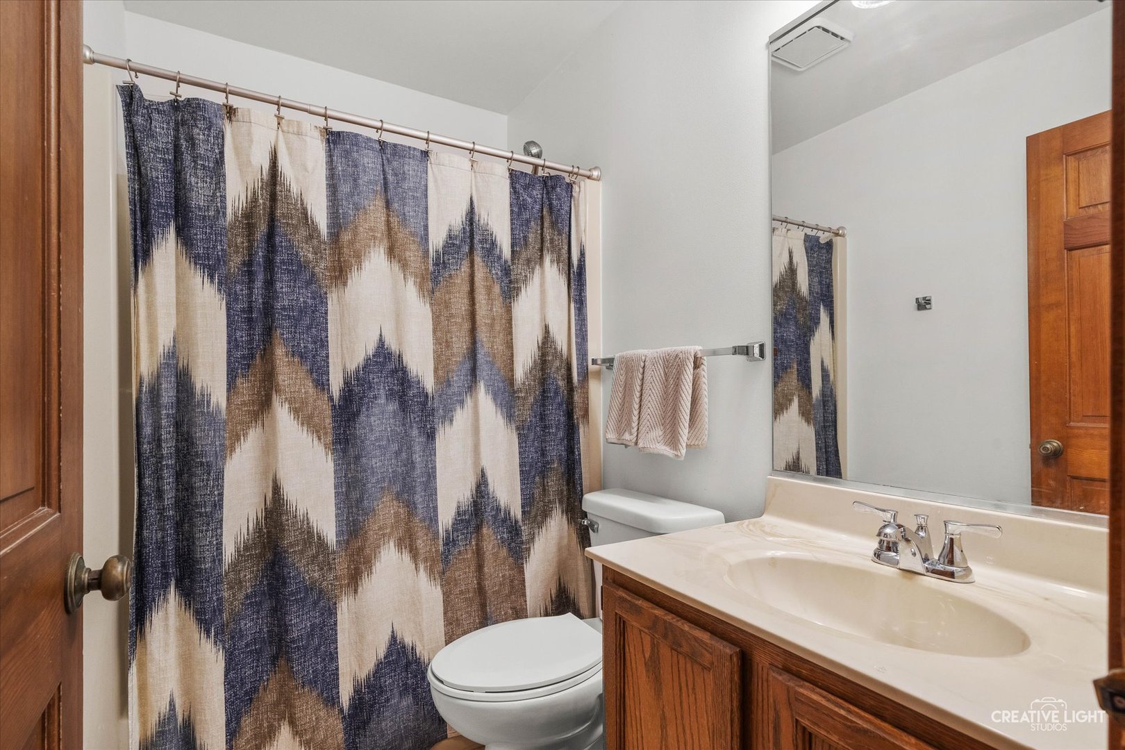 1348 Midway Avenue, St. Charles, IL 60174