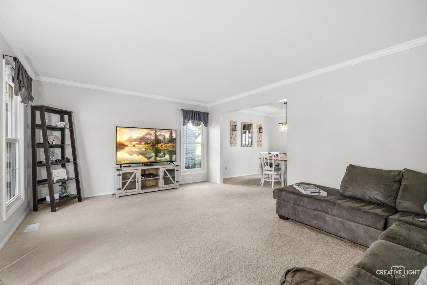 1348 Midway Avenue, St. Charles, IL 60174