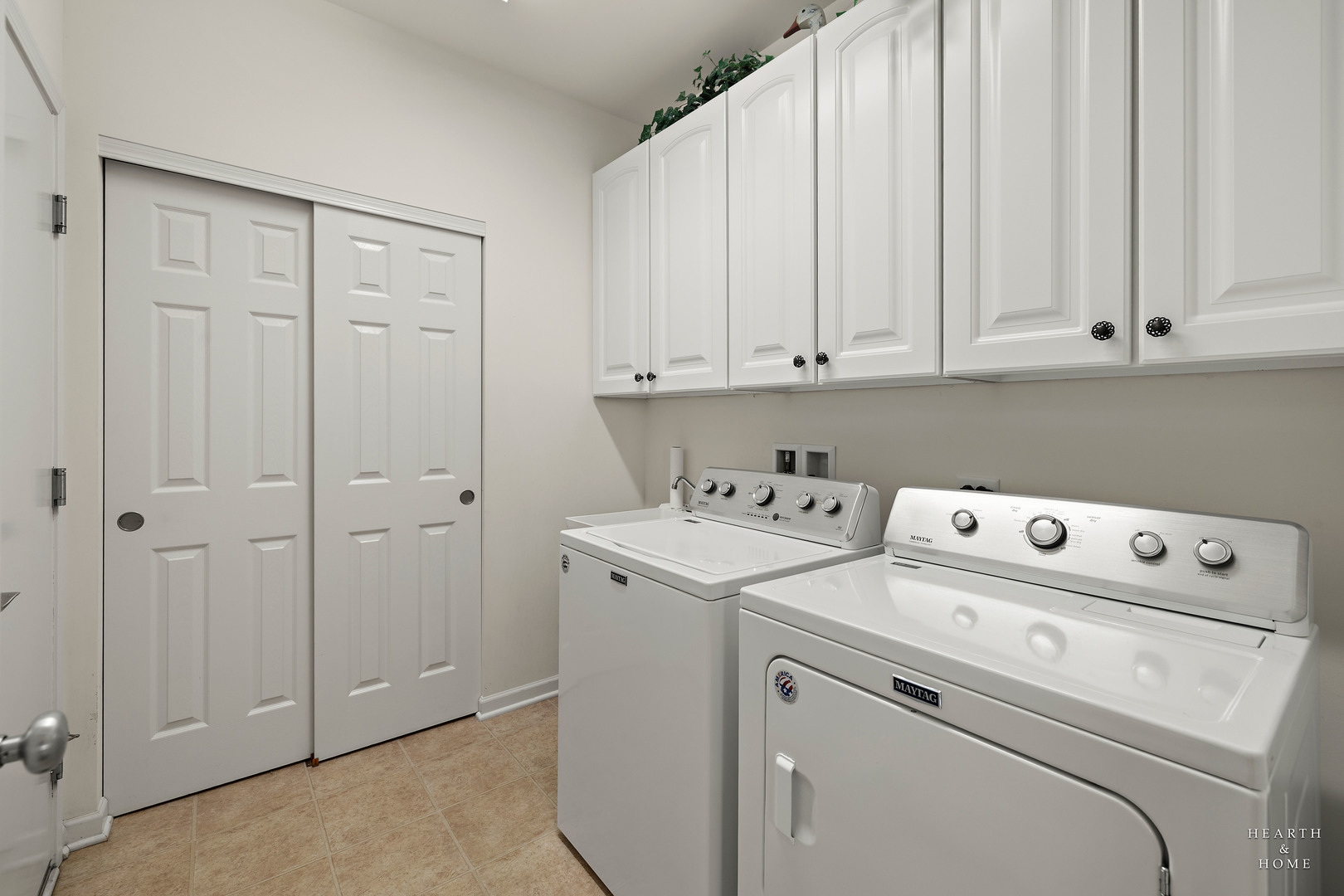 1204 John Hancock Drive, Bolingbrook, IL 60490