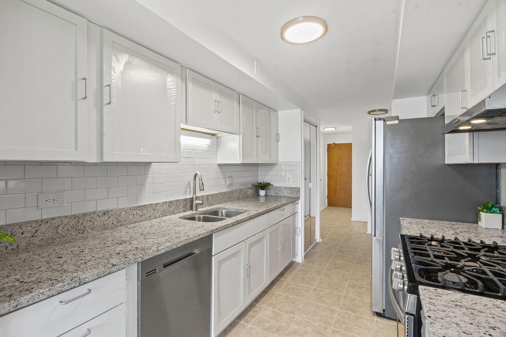 7540 N Ridge Boulevard #5D, Chicago, IL 60645