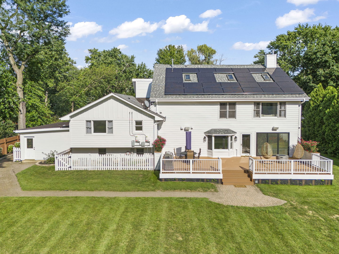 8S452 Bell Drive, Naperville, IL 60565