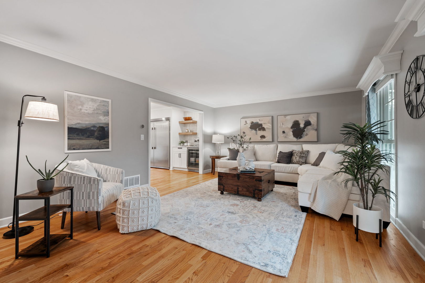 302 Carriage Hill Road, Naperville, IL 60565