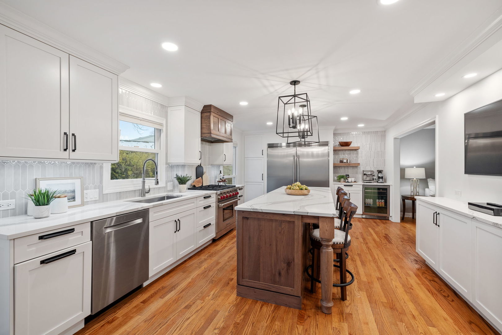 302 Carriage Hill Road, Naperville, IL 60565