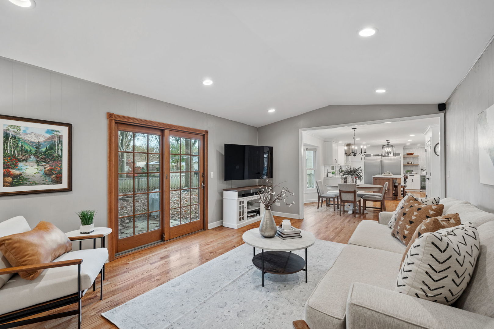 302 Carriage Hill Road, Naperville, IL 60565