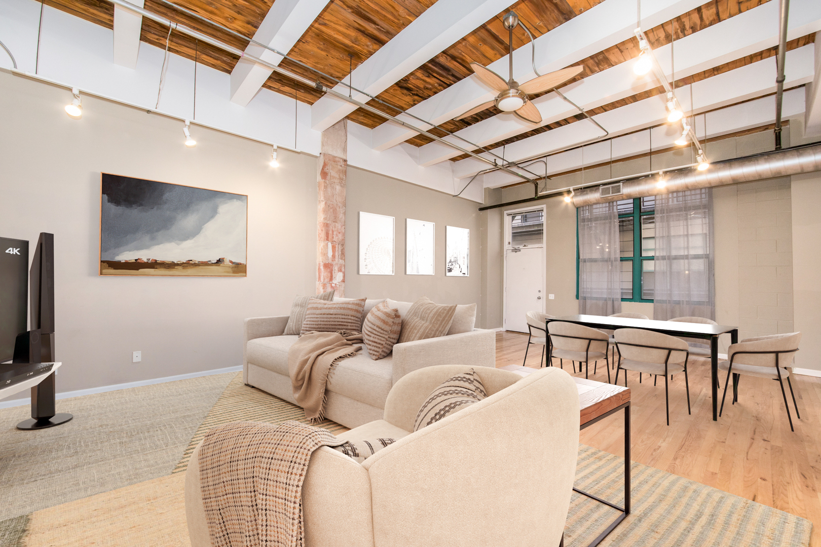 312 N May Street #4J, Chicago, IL 60607