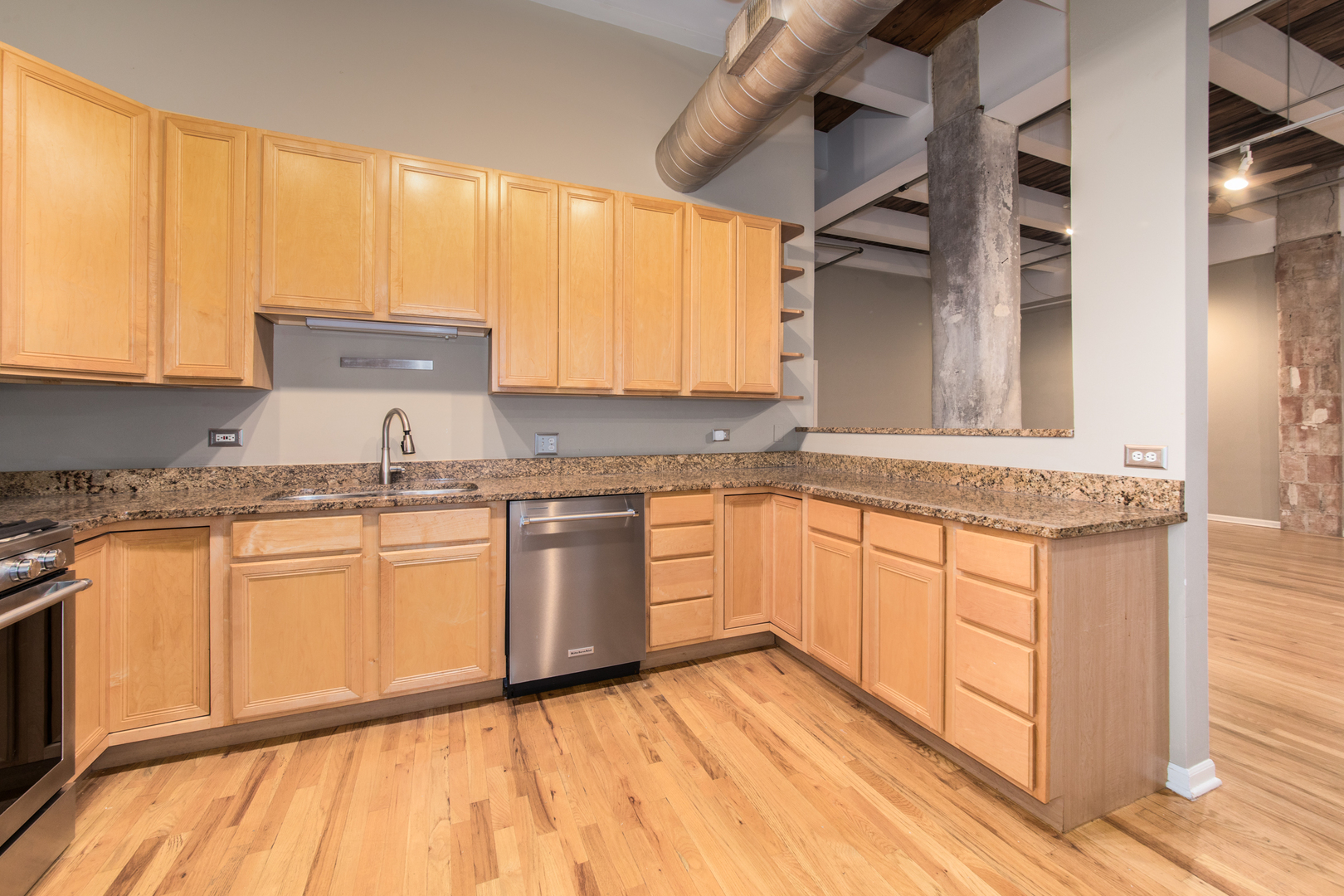312 N May Street #4J, Chicago, IL 60607