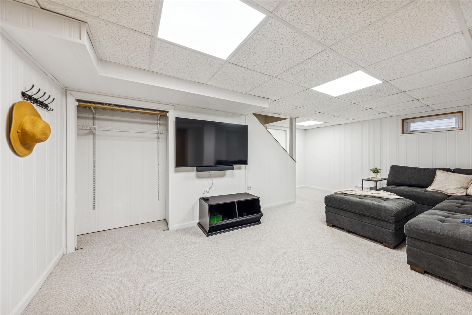 580 Hillside Avenue, Glen Ellyn, IL 60137