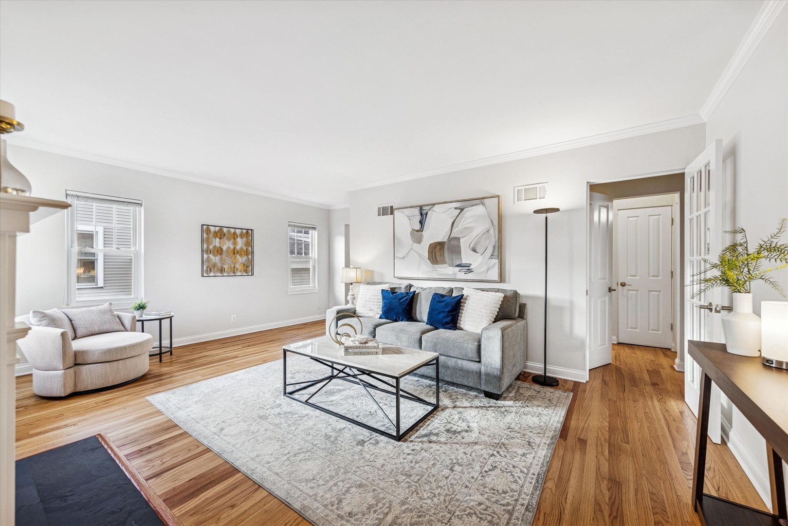 580 Hillside Avenue, Glen Ellyn, IL 60137