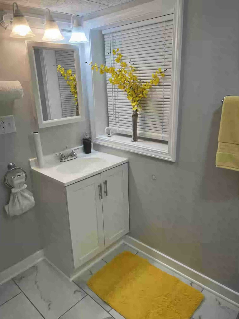 10434 S Wentworth Avenue #GARDEN, Chicago, IL 60628