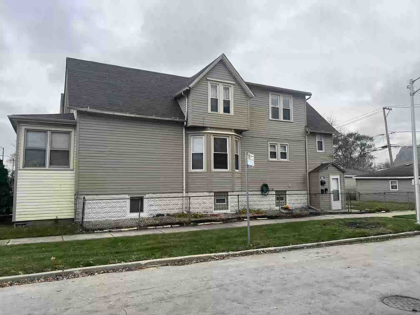 10434 S Wentworth Avenue #GARDEN, Chicago, IL 60628