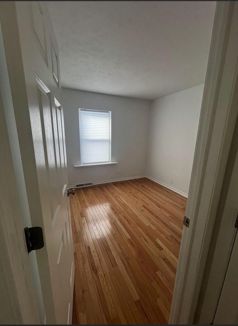 20564 N Elizabeth Avenue, Prairie View, IL 60069