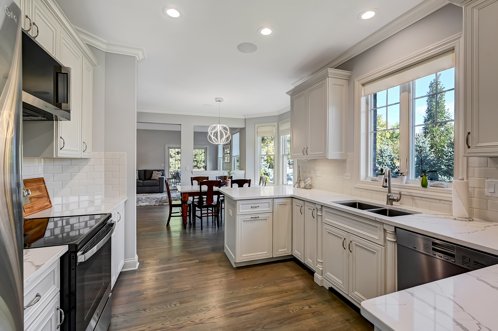 3 Westmoreland Lane, Naperville, IL 60540