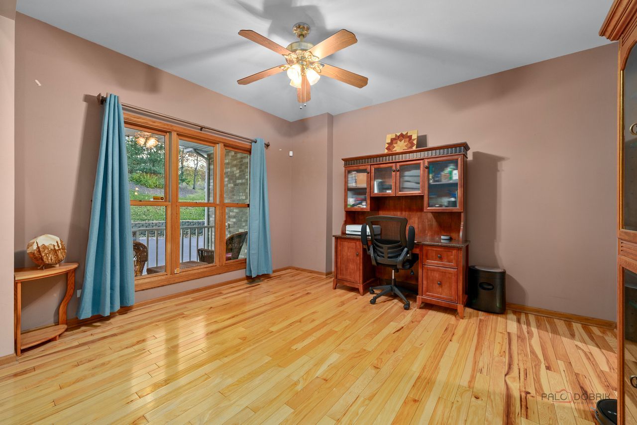 Spring Grove, IL 60081