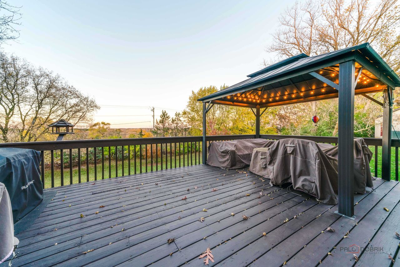 Spring Grove, IL 60081