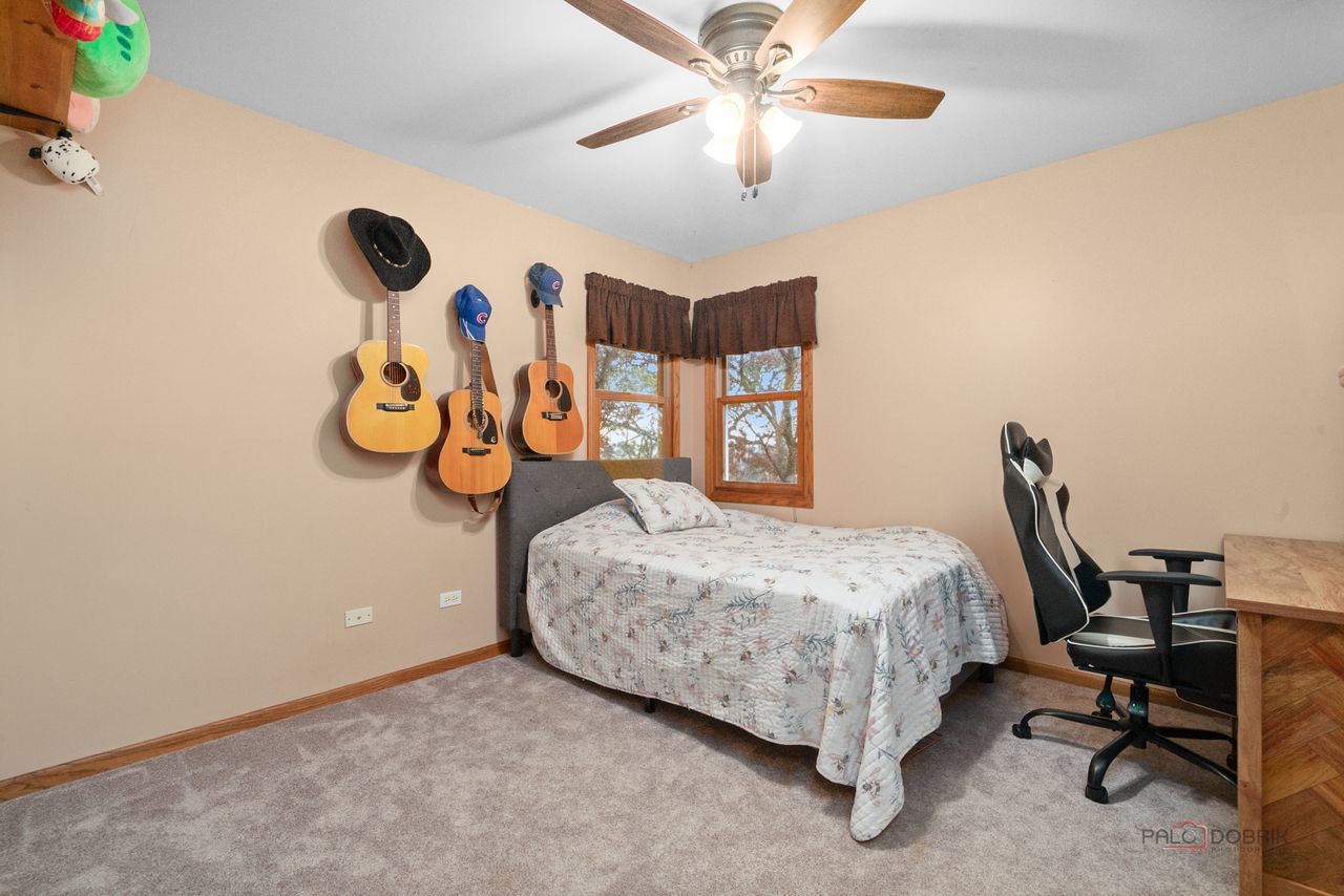 Spring Grove, IL 60081