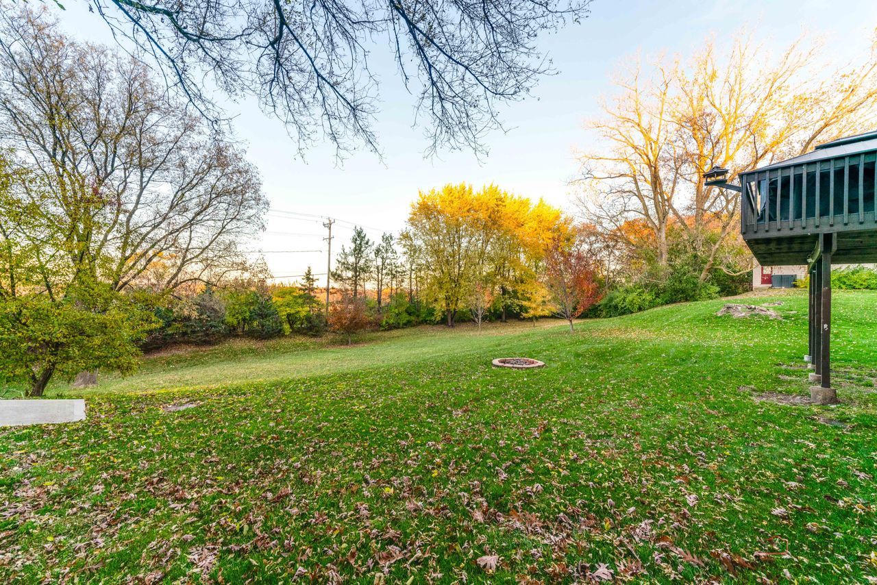 Spring Grove, IL 60081