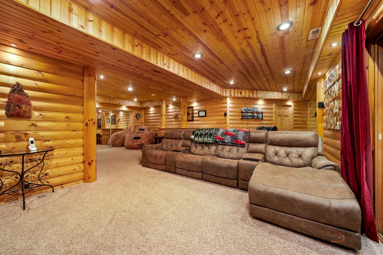 Spring Grove, IL 60081