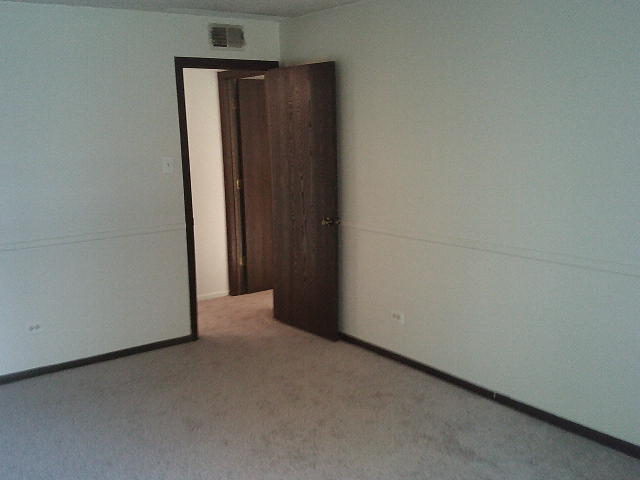 4855 W 137th Street #C01, Crestwood, IL 60418