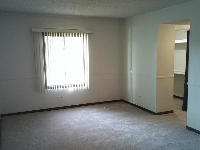 4855 W 137th Street #C01, Crestwood, IL 60418